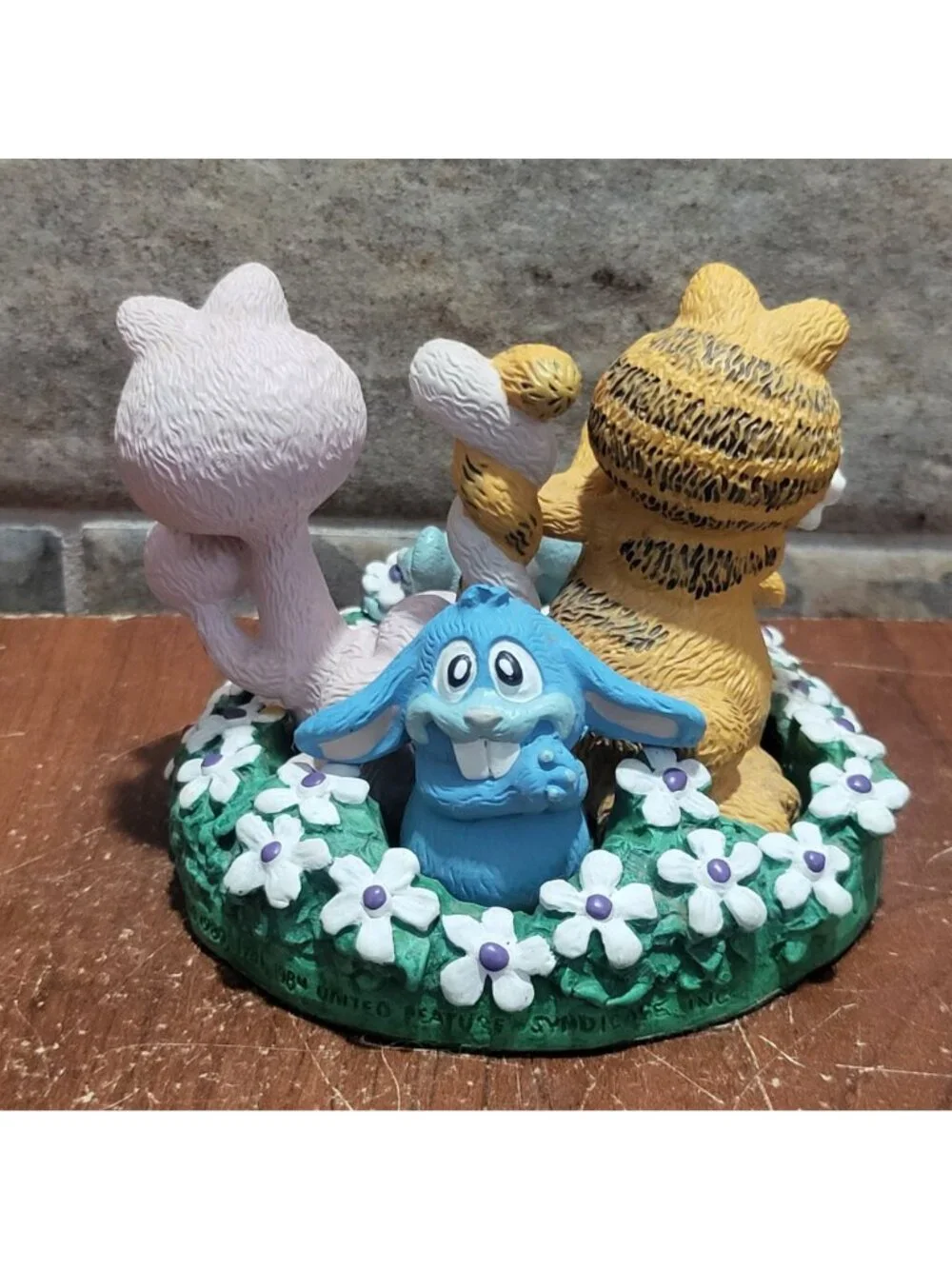 Danbury Mint Love in Bloom Garfield and Arlene Figurine 1993
